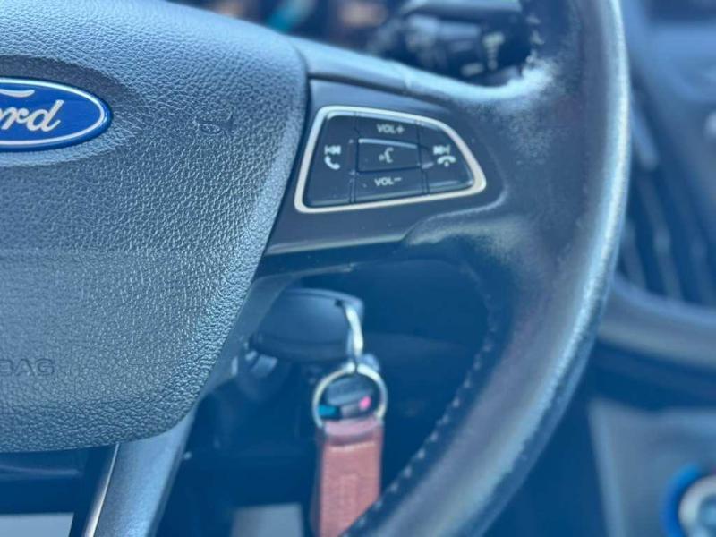 Ford Focus SE Hatch 2016