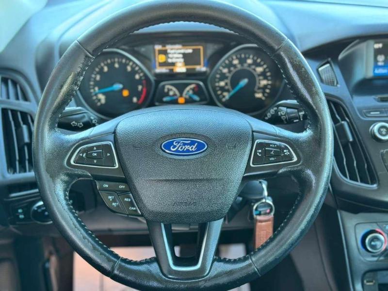 Ford Focus SE Hatch 2016