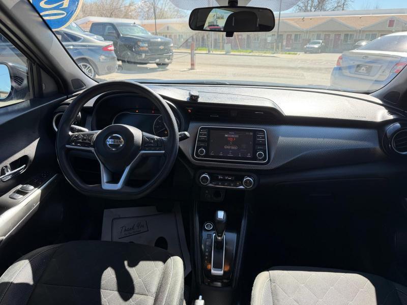 Nissan Kicks SV 2020