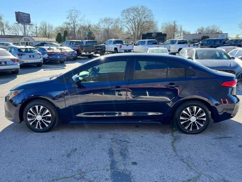 Toyota Corolla LE 2021