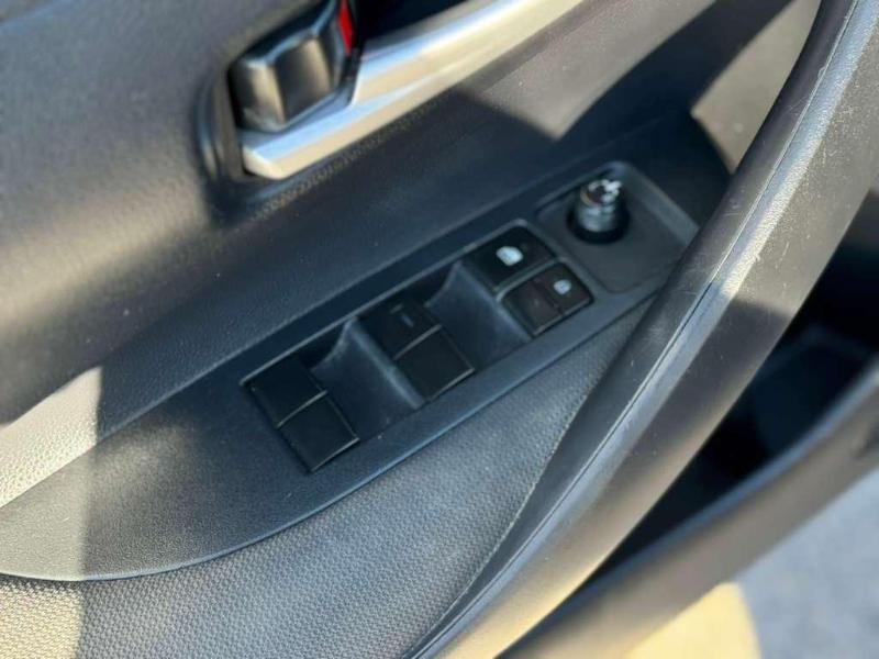 Toyota Corolla LE 2021