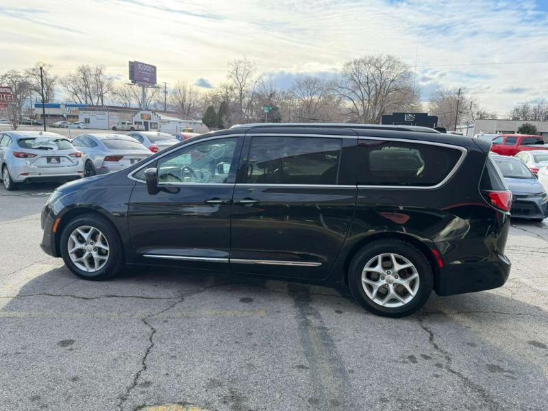 Chrysler Pacifica Touring-L 2018