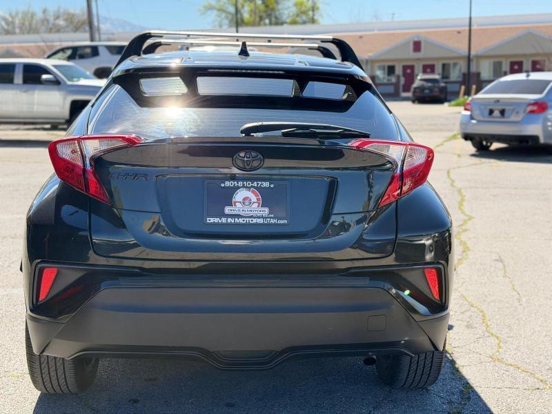 Toyota C-HR XLE 2021