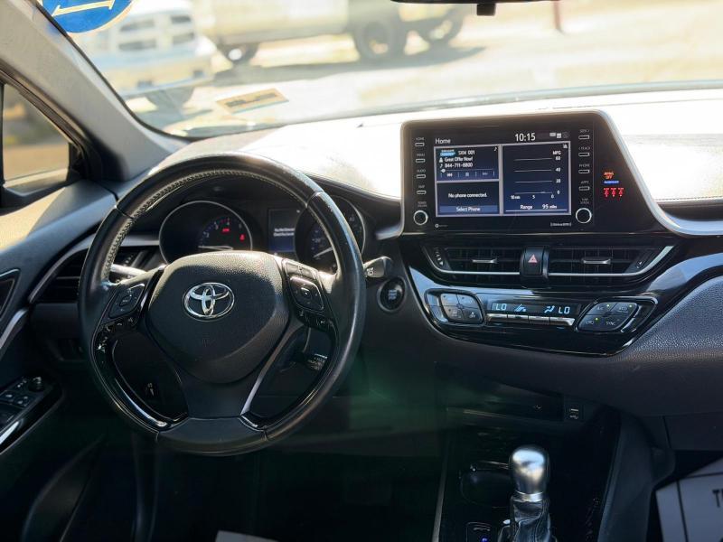Toyota C-HR XLE 2021