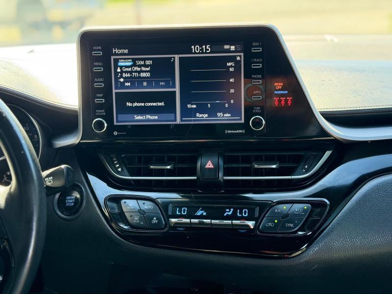 Toyota C-HR XLE 2021