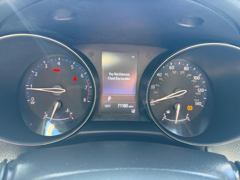 Toyota C-HR XLE 2021