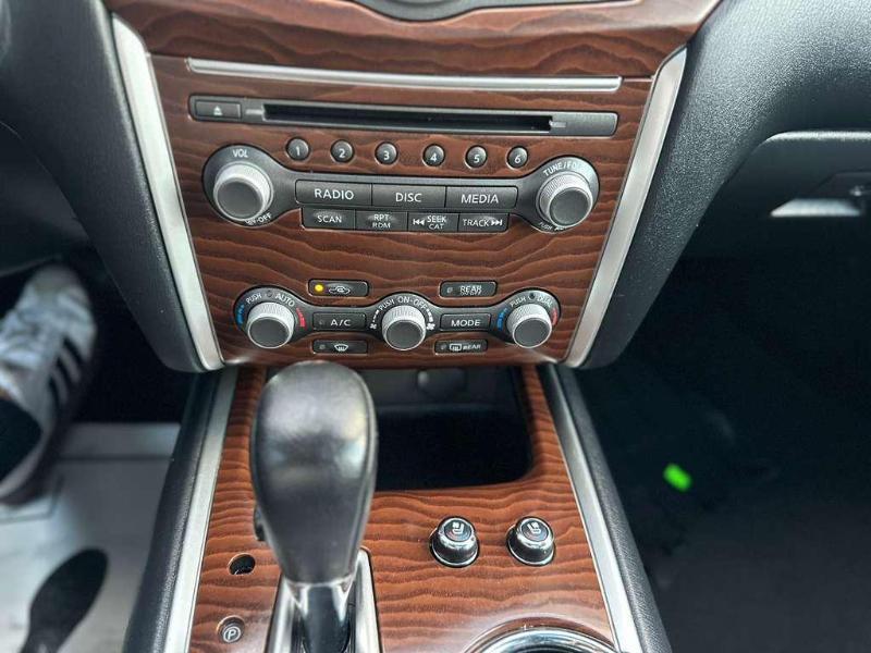 Nissan Pathfinder Platinum 4WD 2017