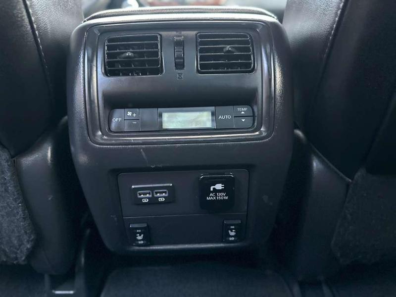 Nissan Pathfinder Platinum 4WD 2017