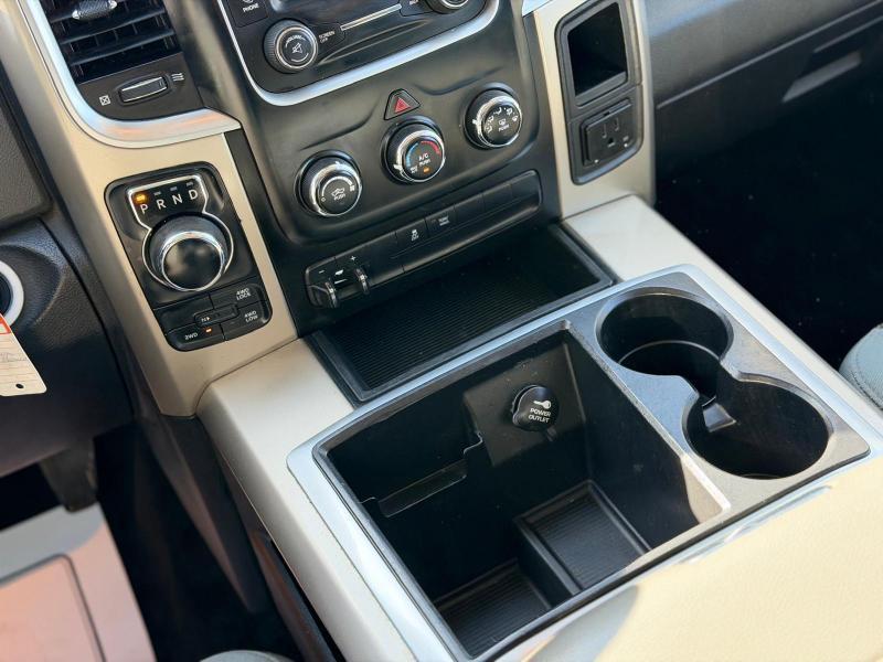 RAM 1500 SLT Crew Cab SWB 4WD 2014