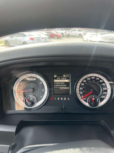 RAM 1500 SLT Crew Cab SWB 4WD 2014