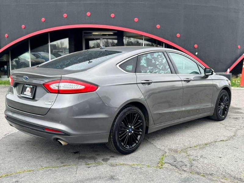 Ford Fusion SE 2014