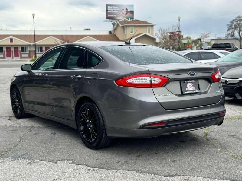 Ford Fusion SE 2014