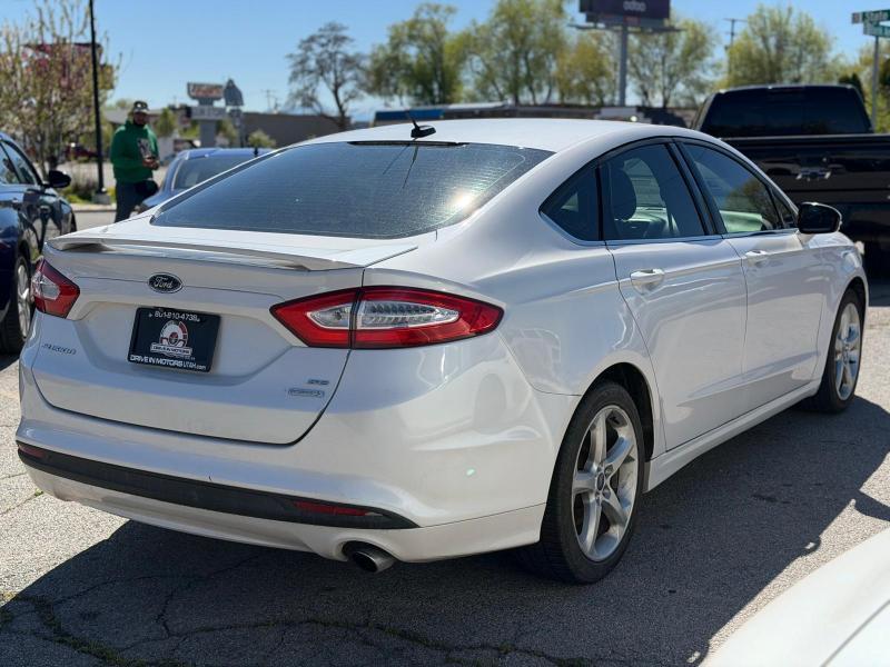 Ford Fusion SE 2014