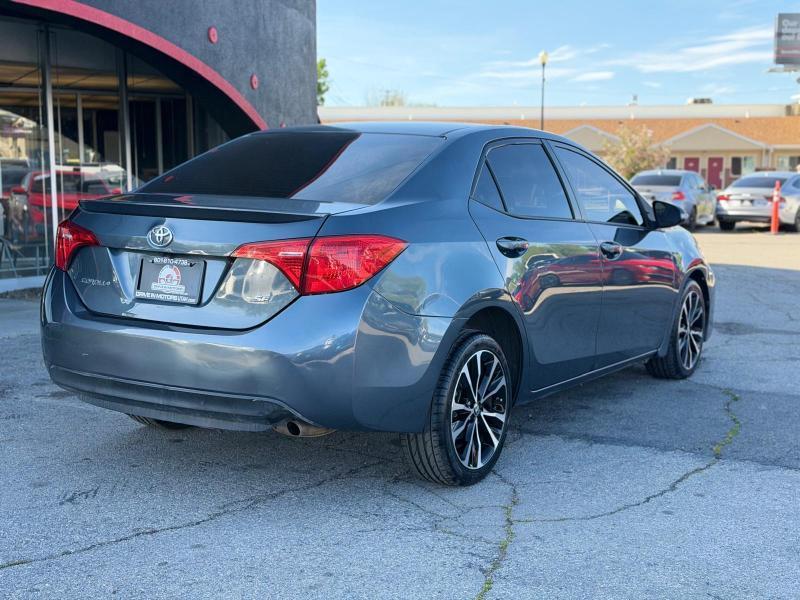 Toyota Corolla SE CVT 2018