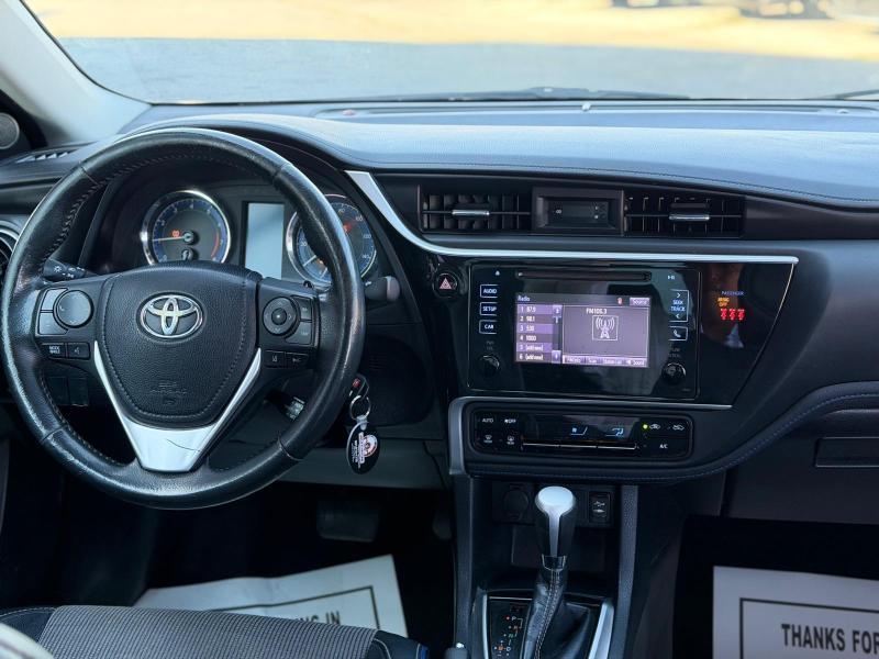 Toyota Corolla SE CVT 2018