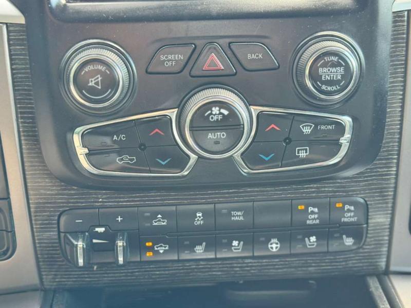 RAM 1500 Longhorn Crew Cab SWB 4WD 2015