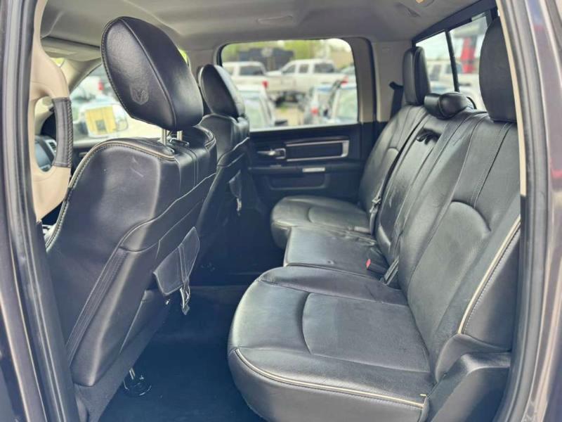 RAM 1500 Longhorn Crew Cab SWB 4WD 2015