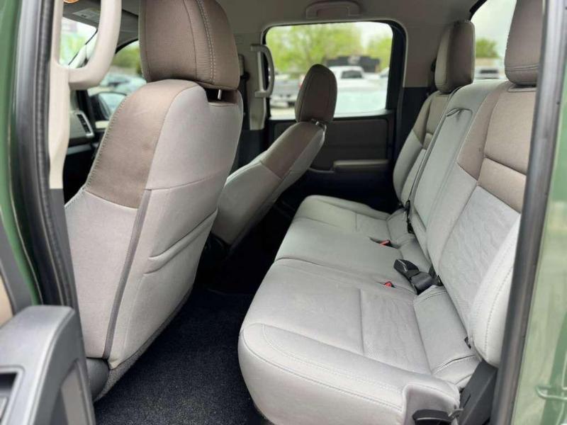 Nissan Frontier SV 2022