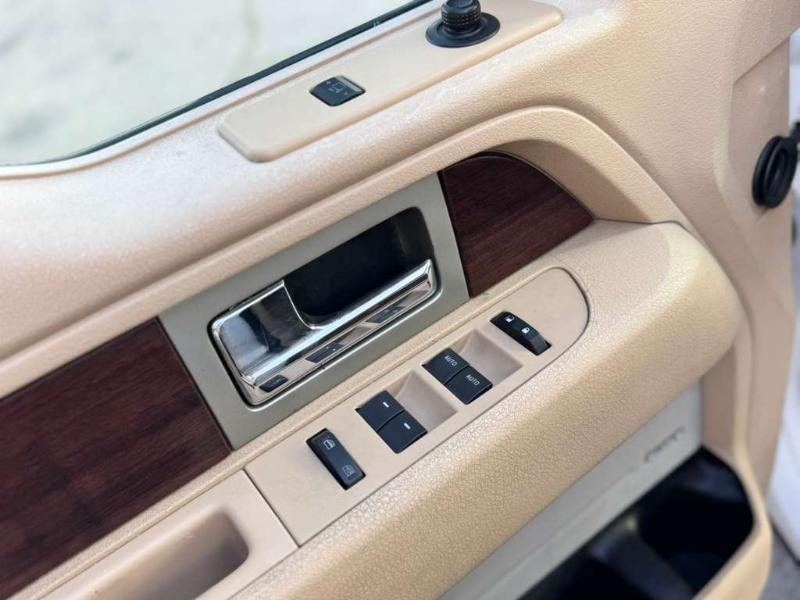 Ford F-150 King-Ranch SuperCrew 5.5-ft. Bed 4WD 2014