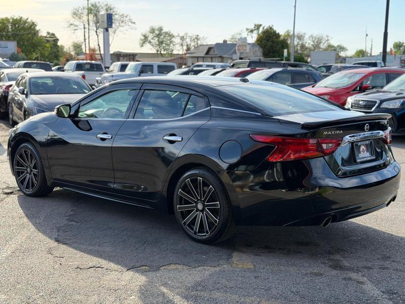 Nissan Maxima 3.5 SV 2017