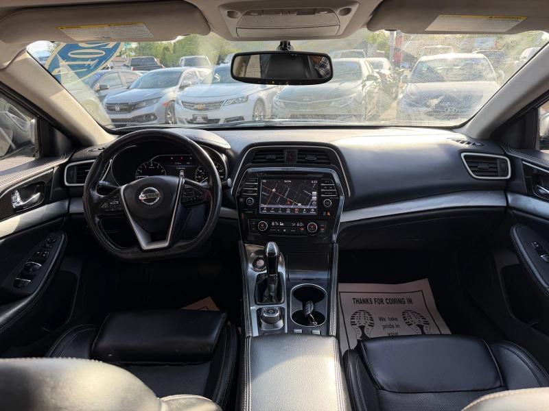 Nissan Maxima 3.5 SV 2017
