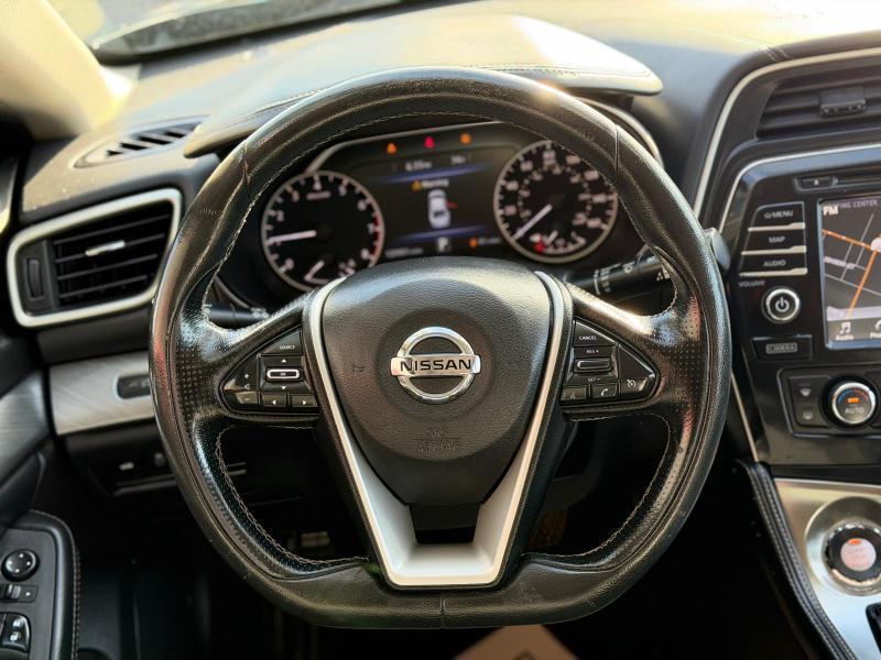 Nissan Maxima 3.5 SV 2017