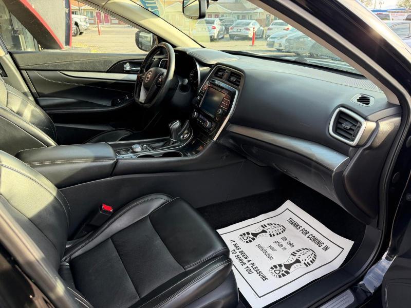 Nissan Maxima 3.5 SV 2017