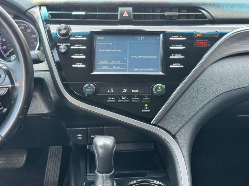 Toyota Camry SE 2018