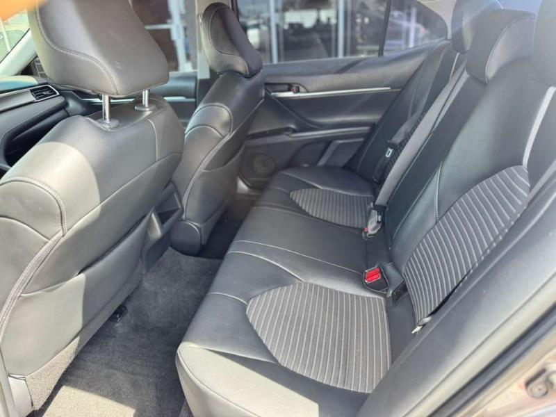 Toyota Camry SE 2018