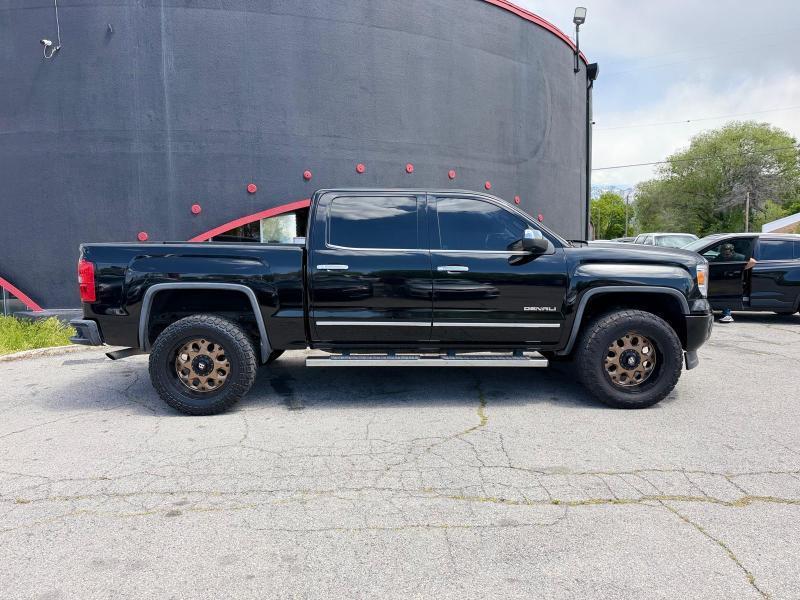 GMC Sierra 1500 Denali Crew Cab Short Box 4WD 2015