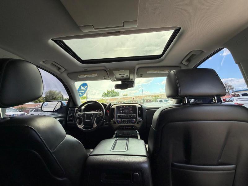 GMC Sierra 1500 Denali Crew Cab Short Box 4WD 2015