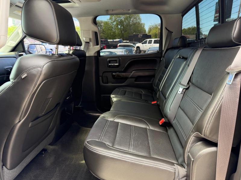 GMC Sierra 1500 Denali Crew Cab Short Box 4WD 2015
