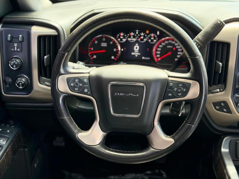 GMC Sierra 1500 Denali Crew Cab Short Box 4WD 2015