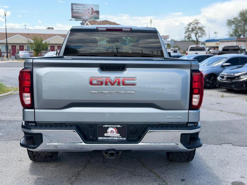 GMC Sierra 1500 SLE Double Cab 4WD 2023