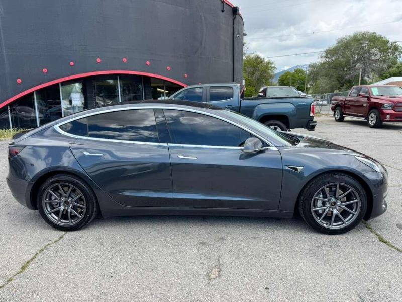 Tesla Model 3 Long Range 2020
