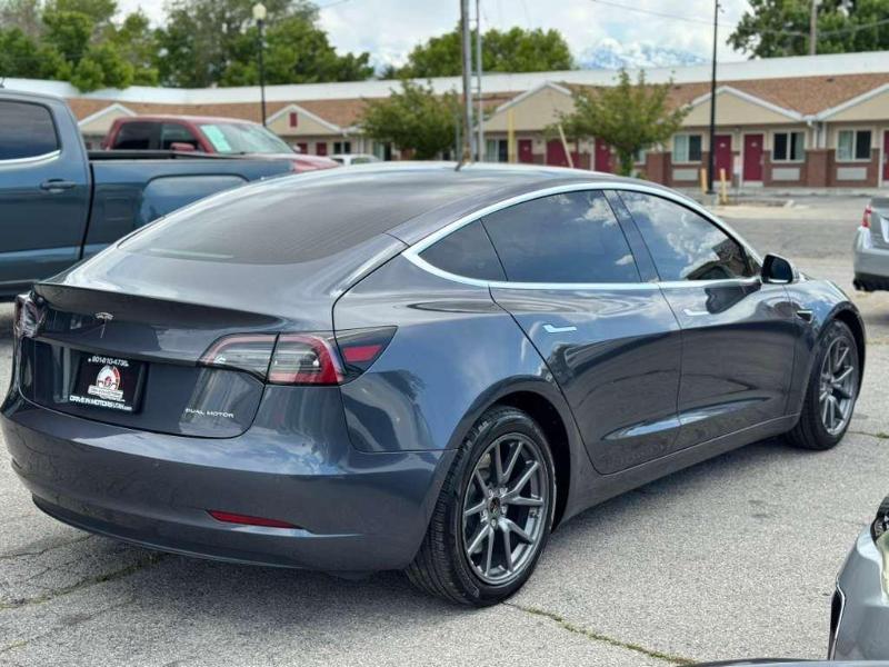 Tesla Model 3 Long Range 2020