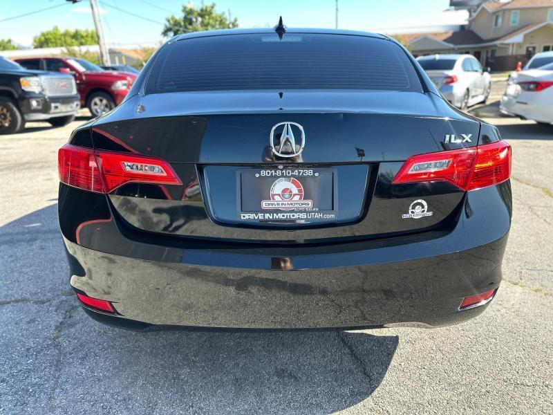 Acura ILX 5-Spd AT 2015
