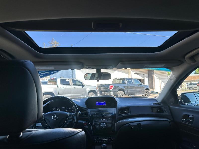 Acura ILX 5-Spd AT 2015