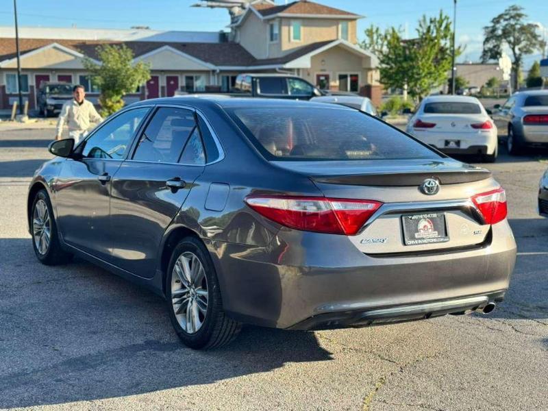 Toyota Camry XLE 2016