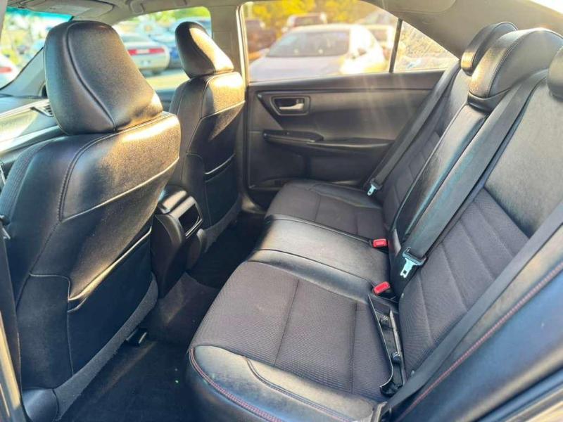 Toyota Camry XLE 2016