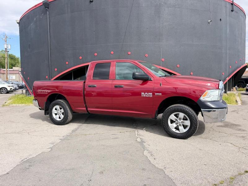 RAM 1500 Tradesman Quad Cab 4WD 2015