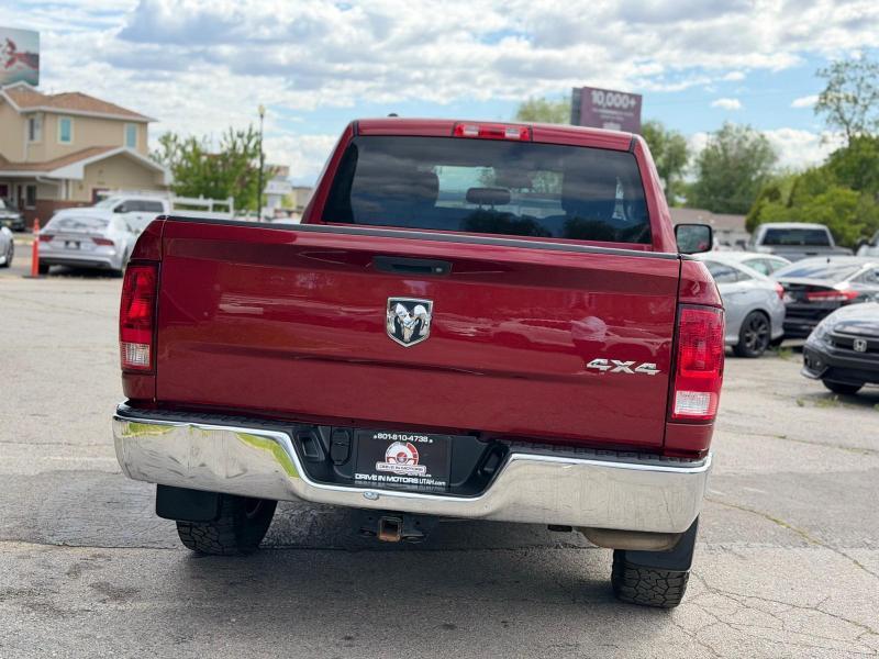 RAM 1500 Tradesman Quad Cab 4WD 2015