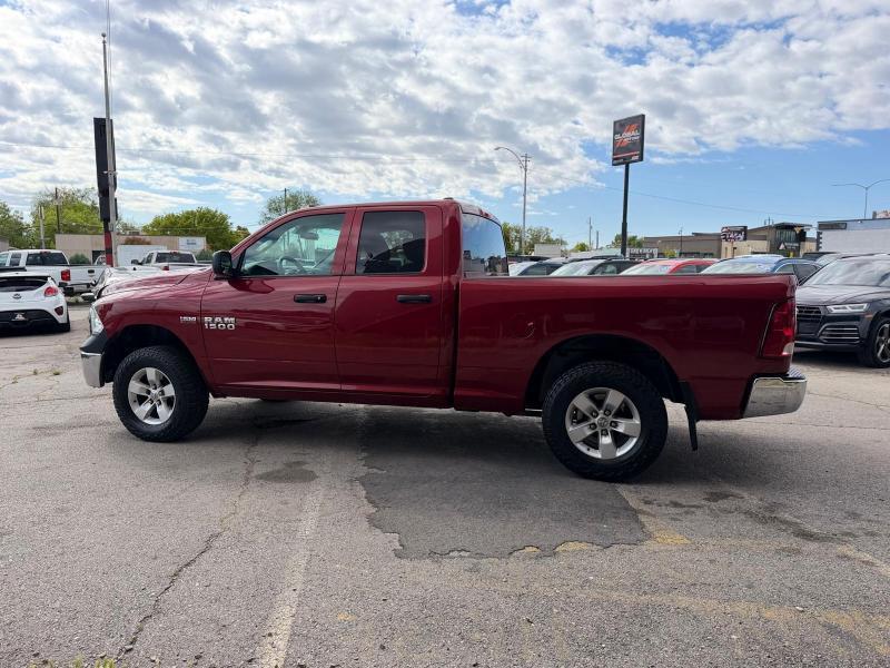 RAM 1500 Tradesman Quad Cab 4WD 2015