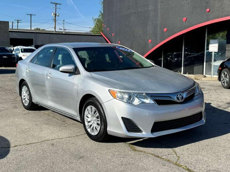 Toyota Camry LE 2012