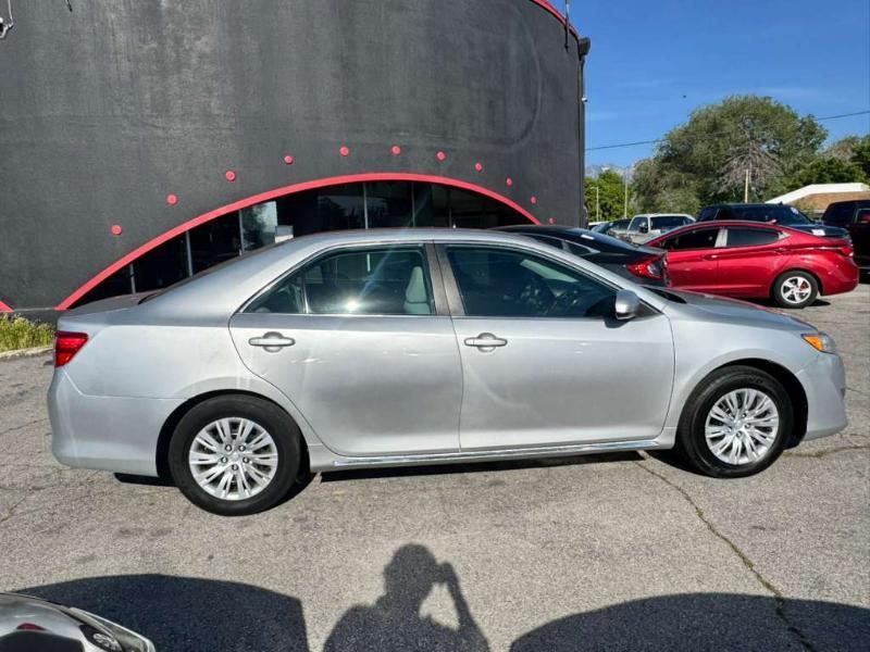 Toyota Camry LE 2012