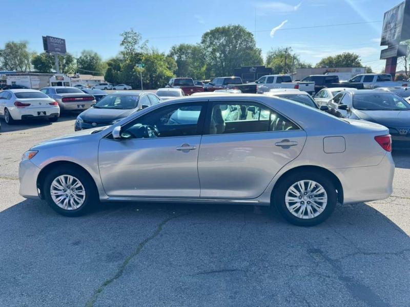 Toyota Camry LE 2012