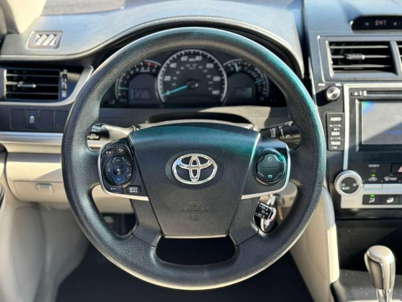 Toyota Camry LE 2012