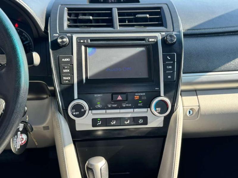 Toyota Camry LE 2012