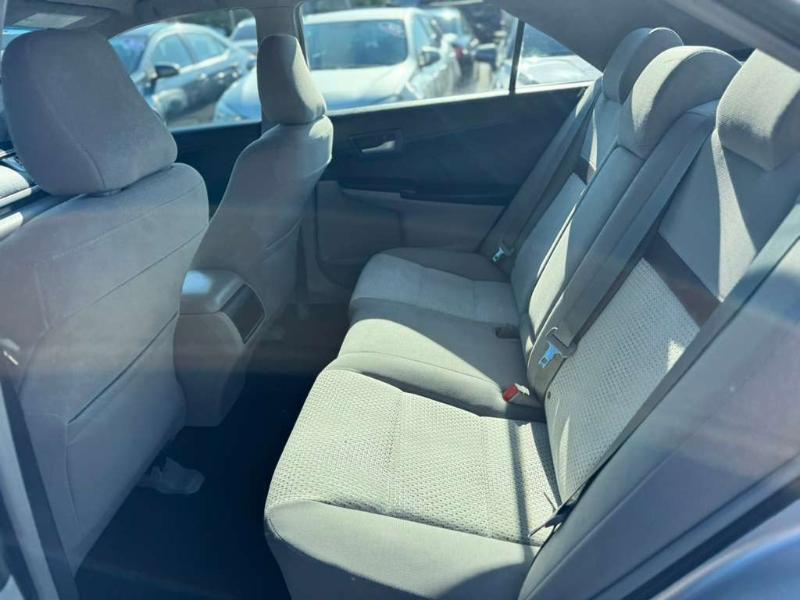 Toyota Camry LE 2012