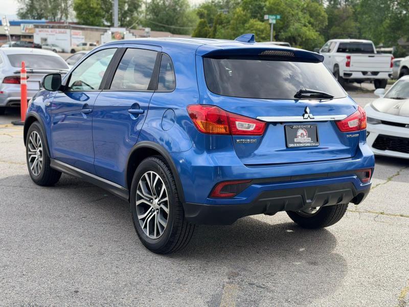 Mitsubishi Outlander Sport 2.0 SE 4WD CVT 2019